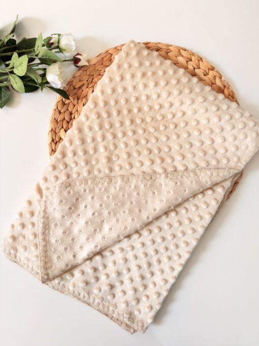 Couverture Pois Ultra-Douce 80x90 cm - Cocooning & Polyvalence