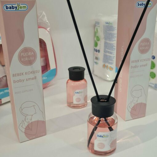 diffuseur d'ambiance huile essentiel senteur bebe -  de la marque turque babyjem et son odeur agréable naturelle