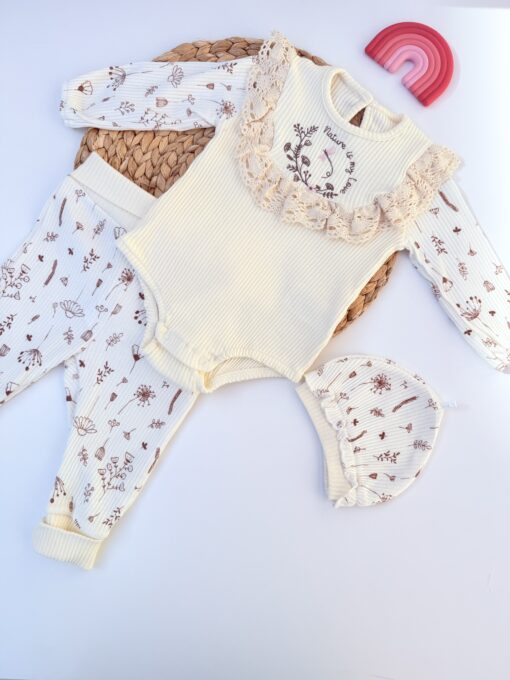 Ensemble bébé 3 pièces en coton : douceur et confort garantis